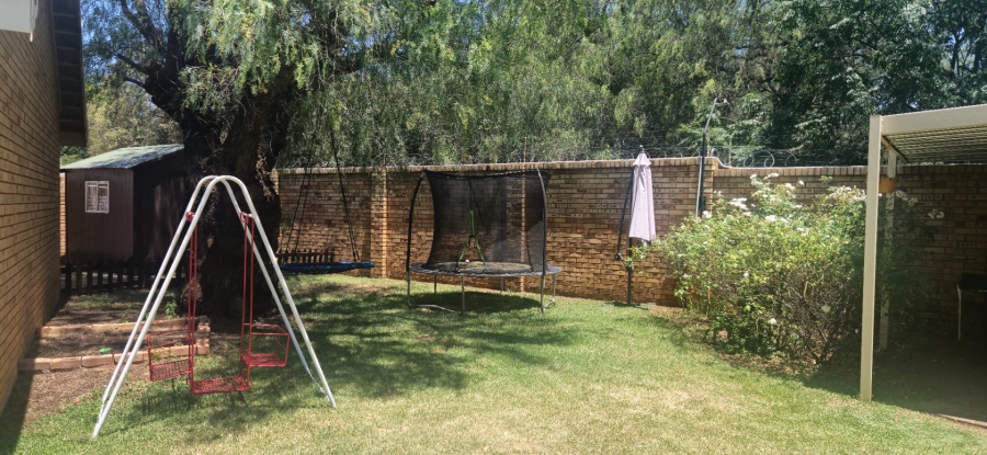 3 Bedroom Property for Sale in Heuwelsig Free State